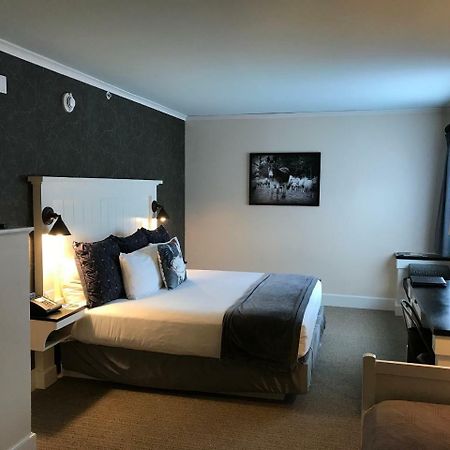 Village Hotel On Biltmore Estate アシュビル エクステリア 写真