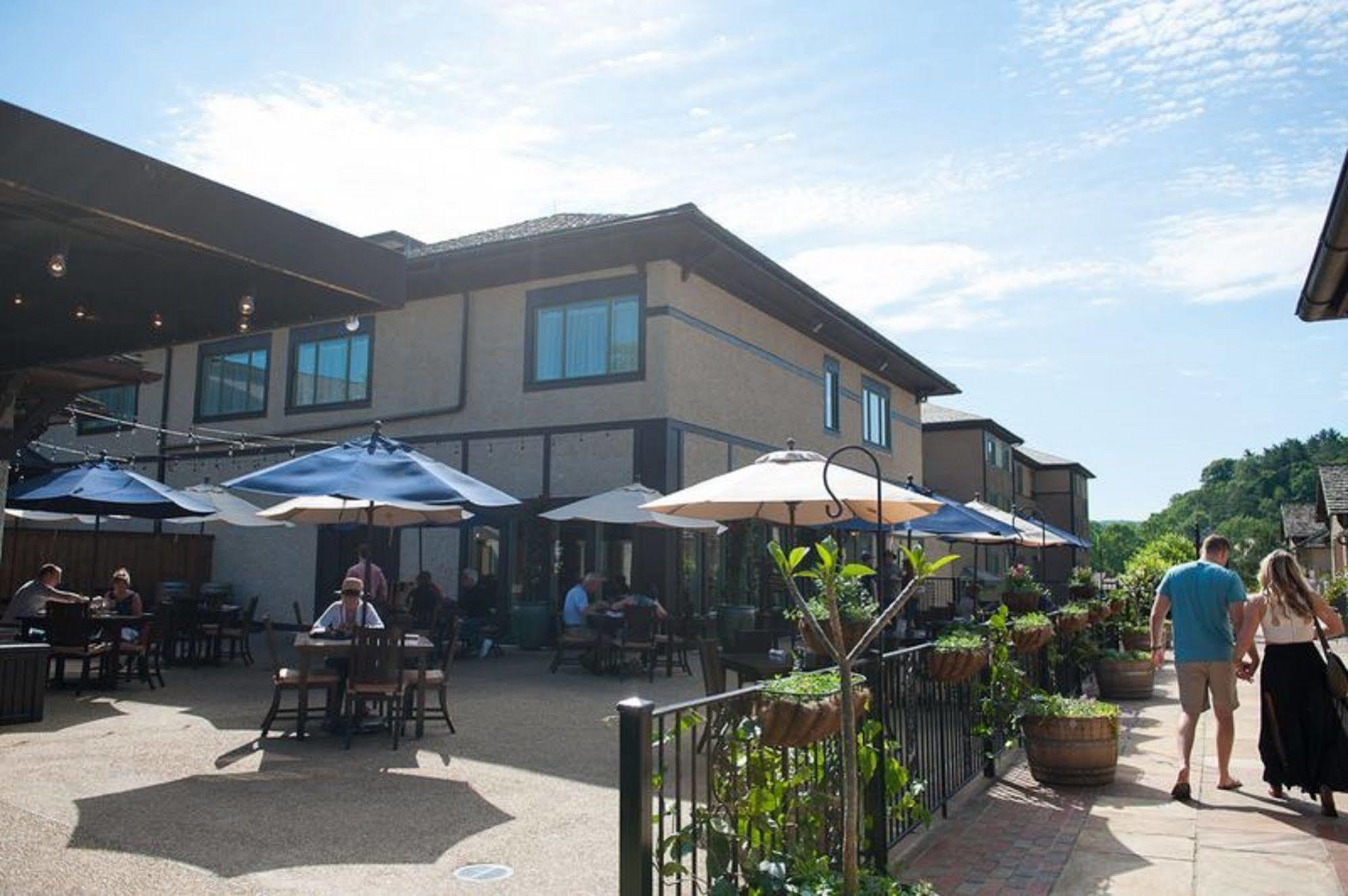 Village Hotel On Biltmore Estate アシュビル エクステリア 写真
