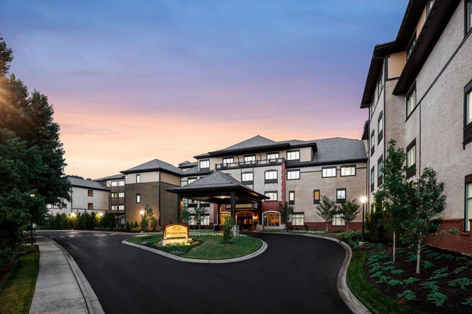 Village Hotel On Biltmore Estate アシュビル エクステリア 写真