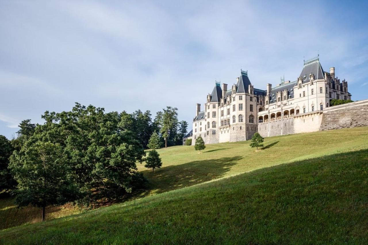 Village Hotel On Biltmore Estate アシュビル エクステリア 写真